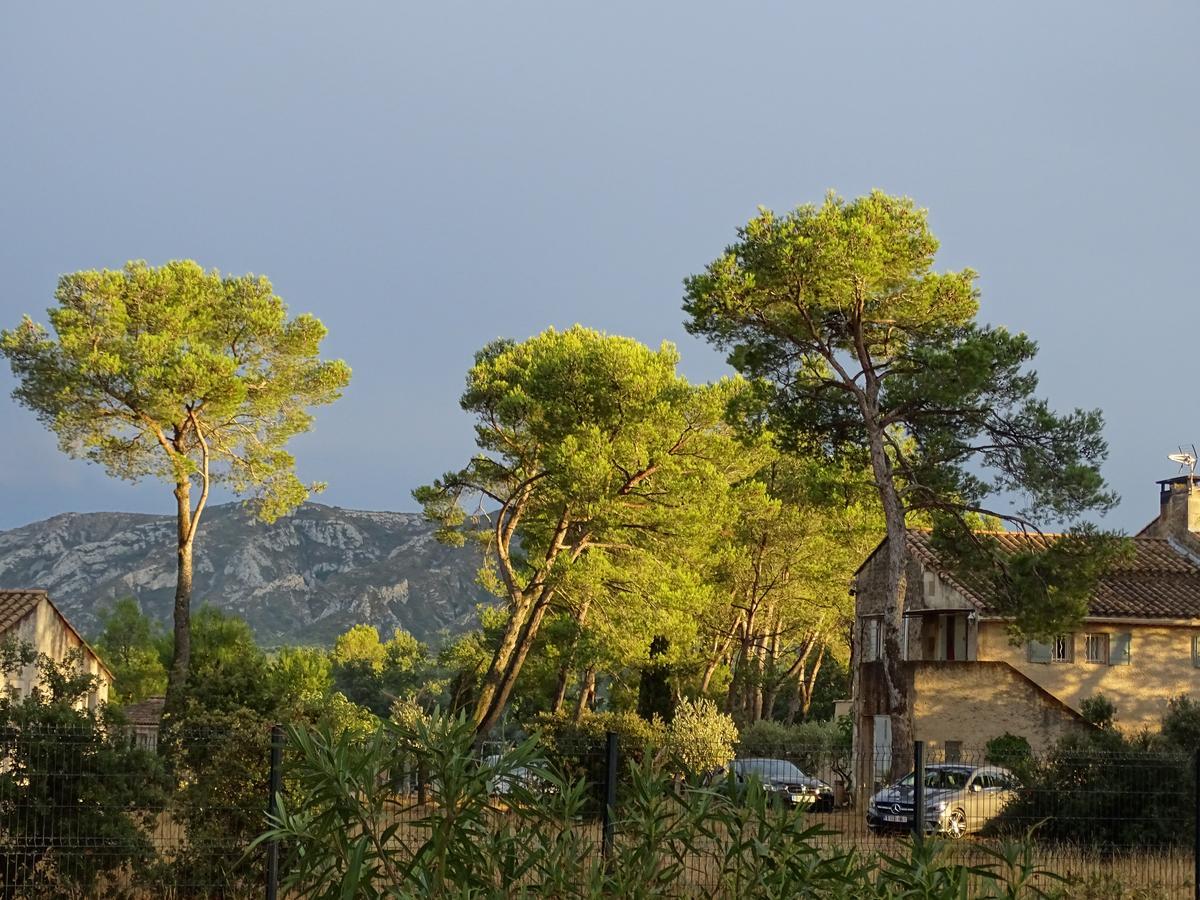 Hotel La Coudoulière Saint-Rémy-de-Provence Esterno foto